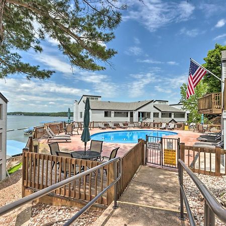 Sunny Osage Beach With Balcony And Lakefront View מראה חיצוני תמונה