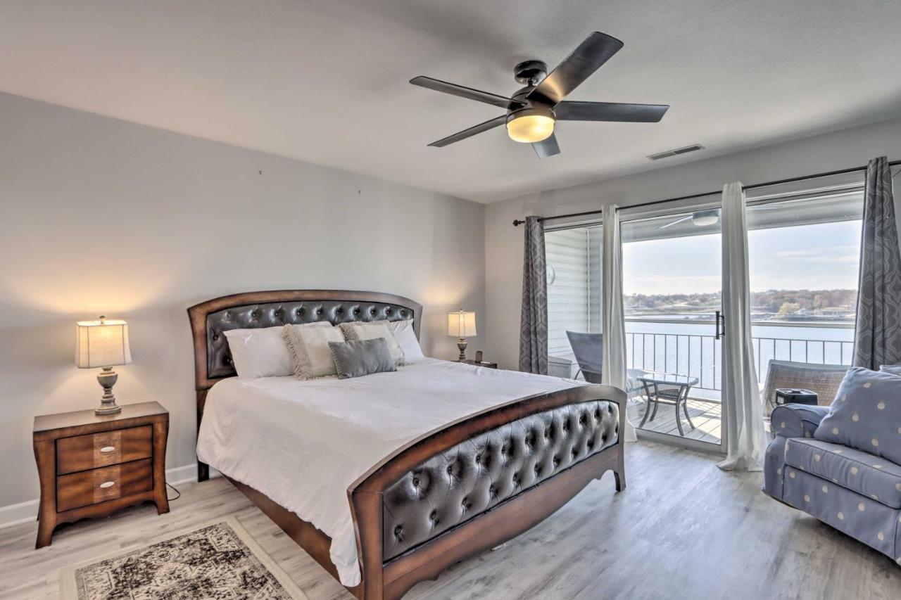 Sunny Osage Beach With Balcony And Lakefront View מראה חיצוני תמונה