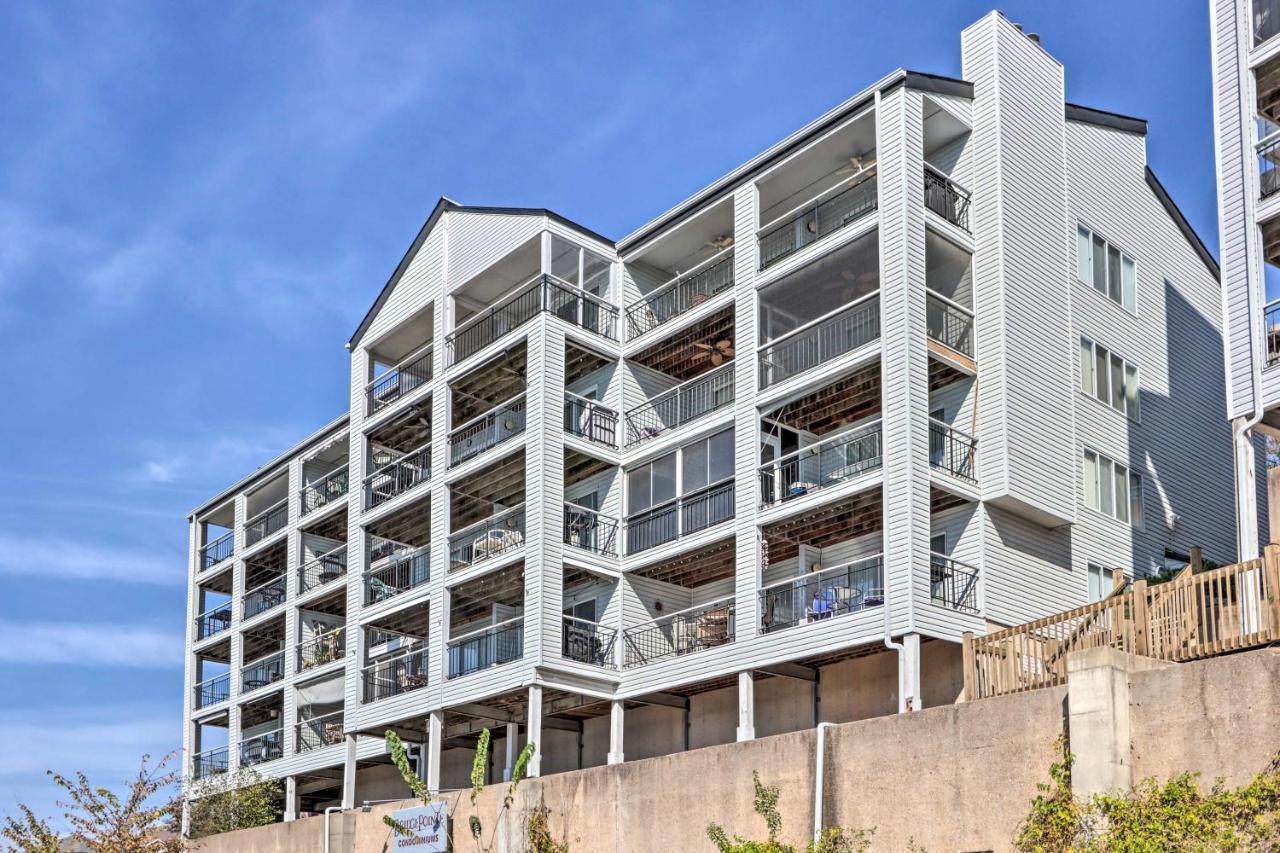 Sunny Osage Beach With Balcony And Lakefront View מראה חיצוני תמונה